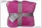 Mobile Preview: Fine Soft Velvet Veloursdecke. Sehr weich und kuschelig. Größe 200 mal 140 cm . Farbe Pink.
